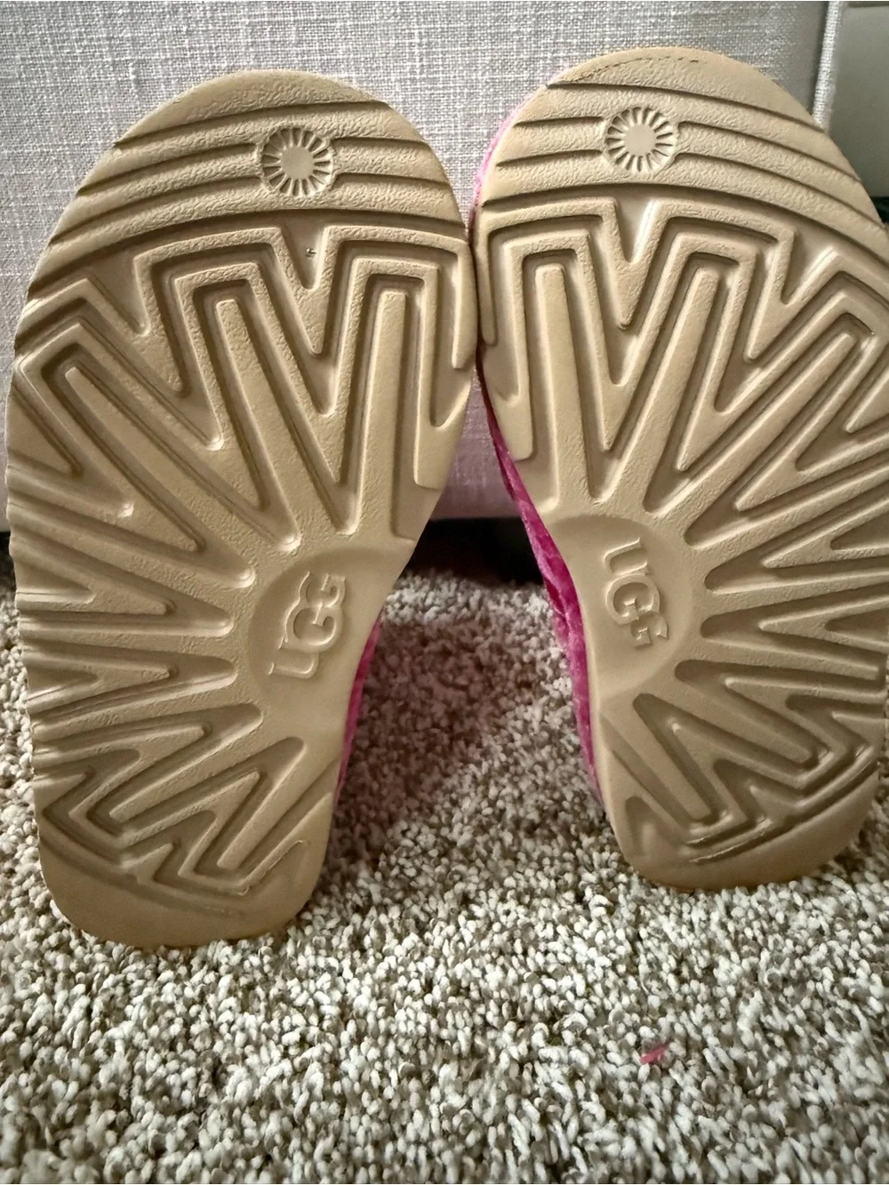 NWOT UGG Classic Mini I| Velvet boots girl's hot pink winter pull on boots Sz 13